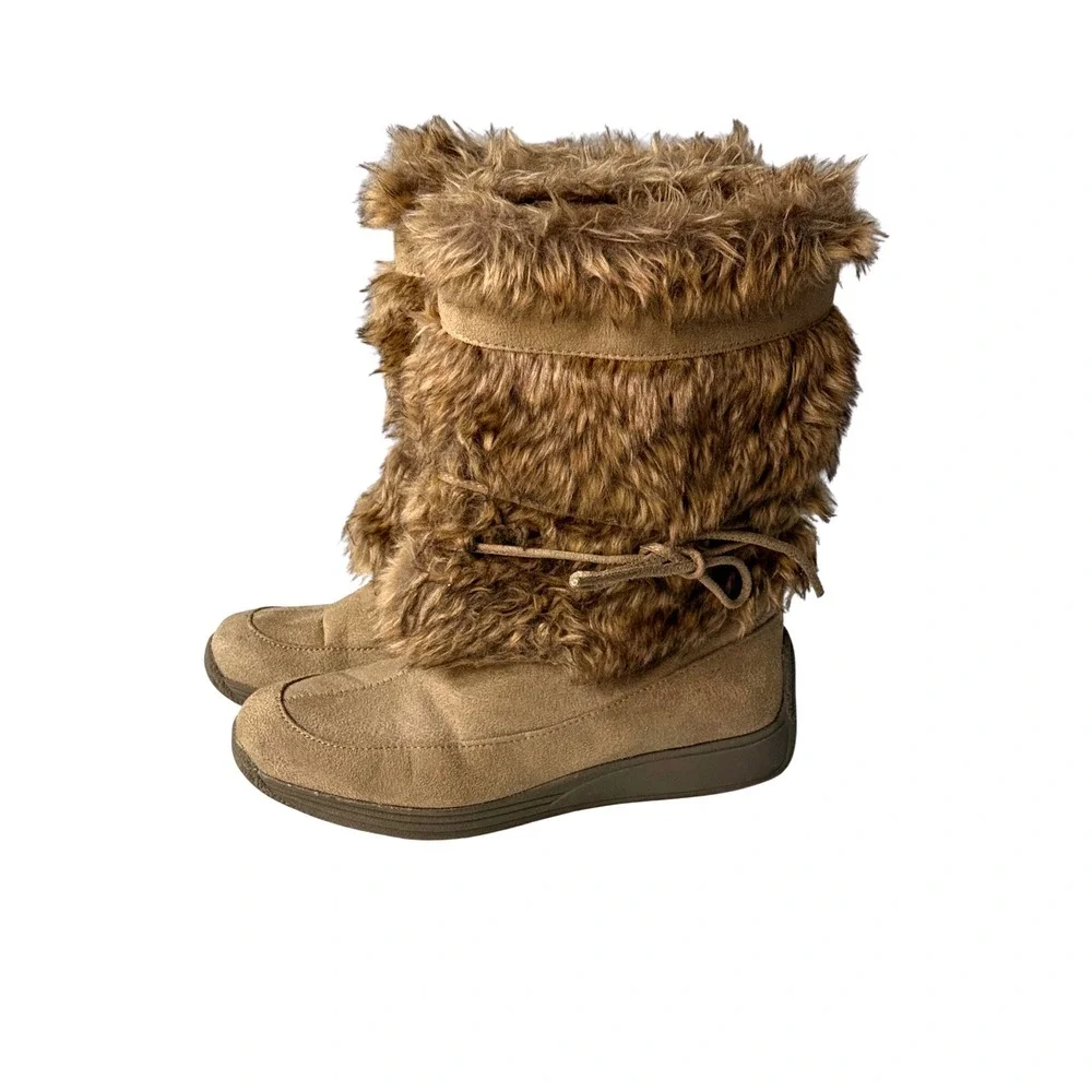 Union Bay Women's SZ 6.5 B Furry Camel Faux Suede Boots 